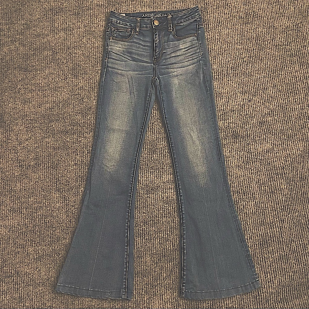 American Eagle Hi-Rise Slim Flare Blue Jeans Size 2 26 short